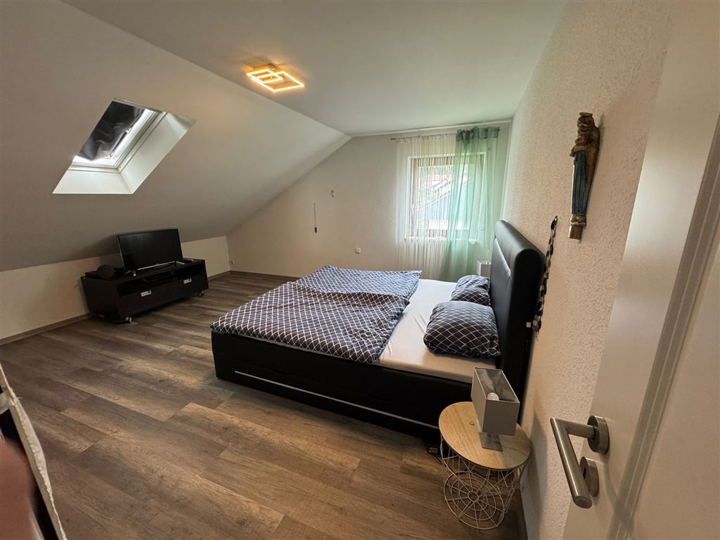 Schlafzimmer 2 OG