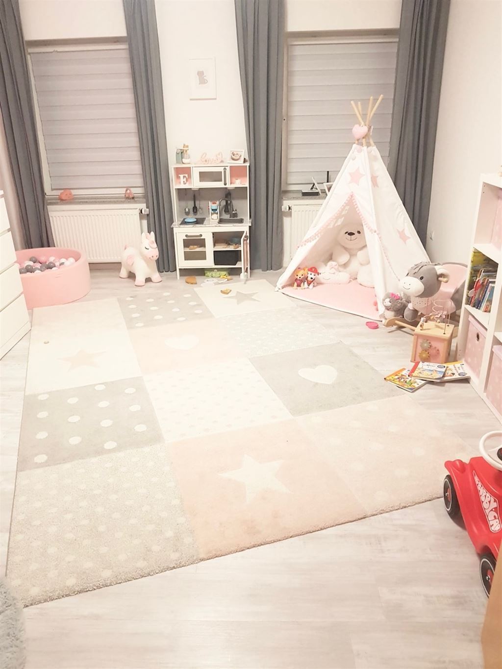 Kinderzimmer EG