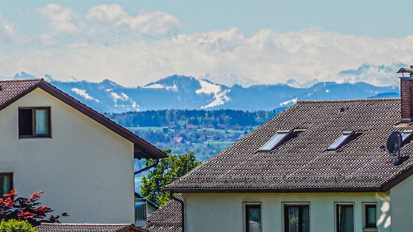 Alpensicht von Wohnzimmer aus  und vom Balkon