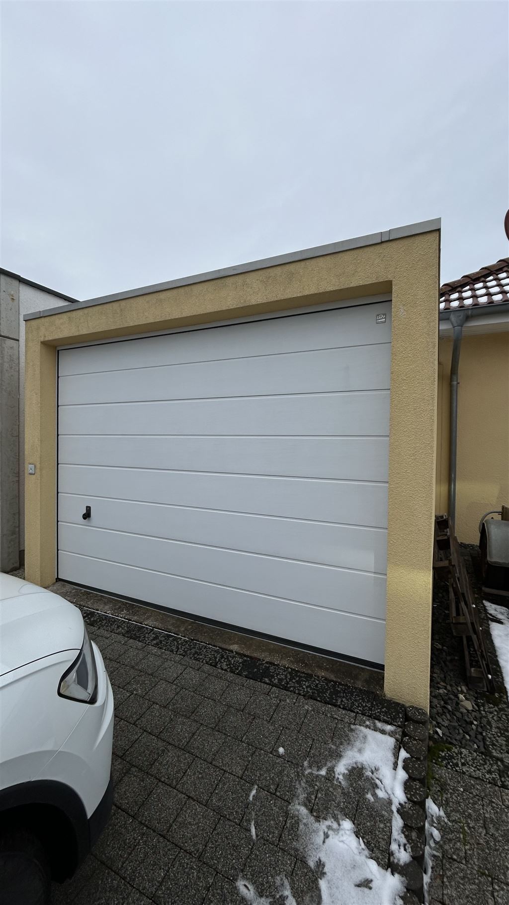 Garage mit Werkstatt 